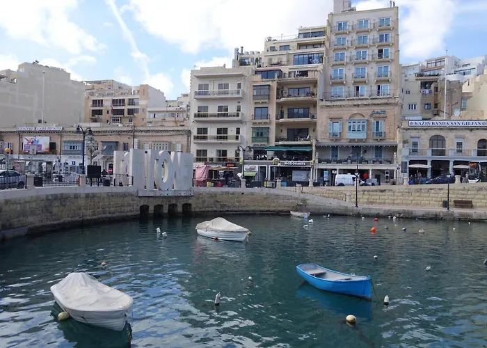 Madonnina Saint Julian's